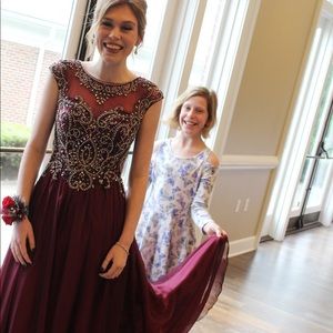 Gorgeous size 0-2 prom dress!!